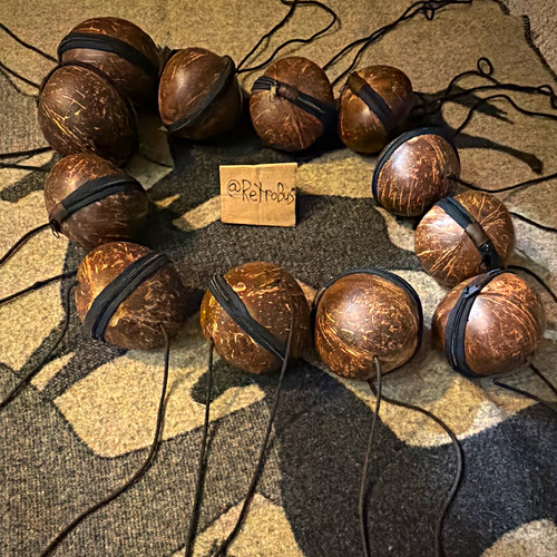 Lot vintage coconut - 13,