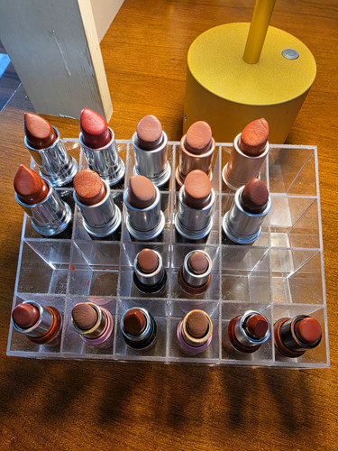 Lipstick lot - lipstick,